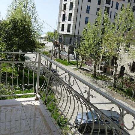 Apartments Na Beregu Сухуми Екстериор снимка