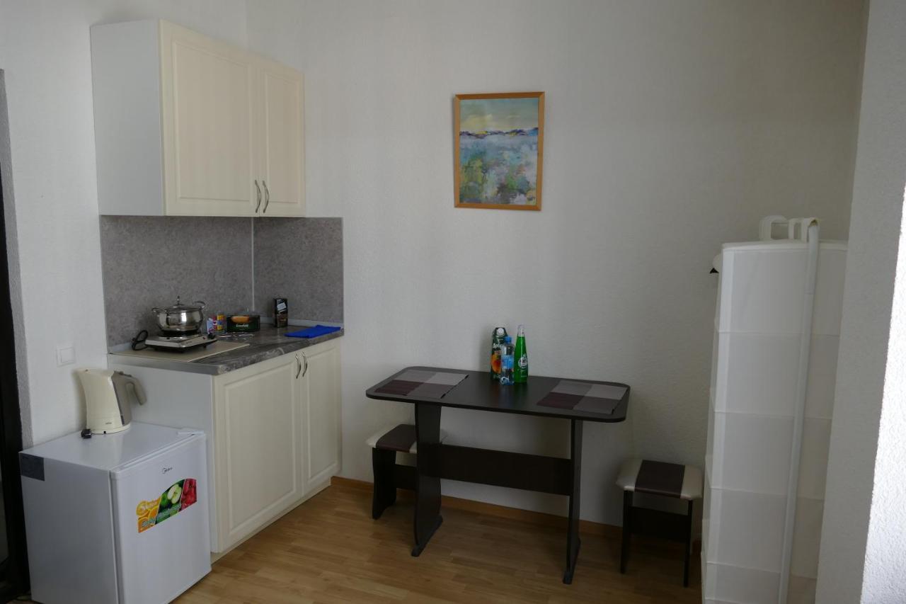 Apartments Na Beregu Сухуми Екстериор снимка