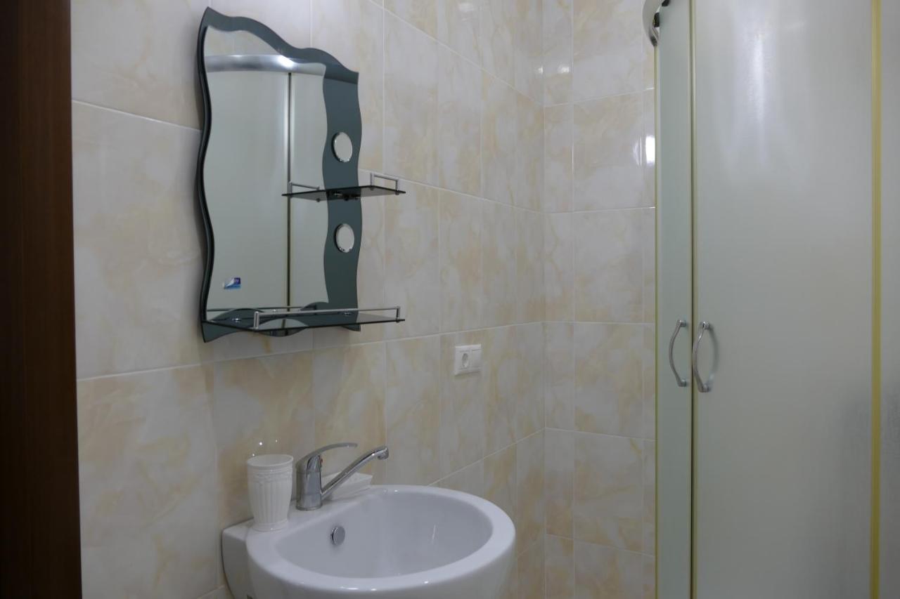Apartments Na Beregu Сухуми Екстериор снимка