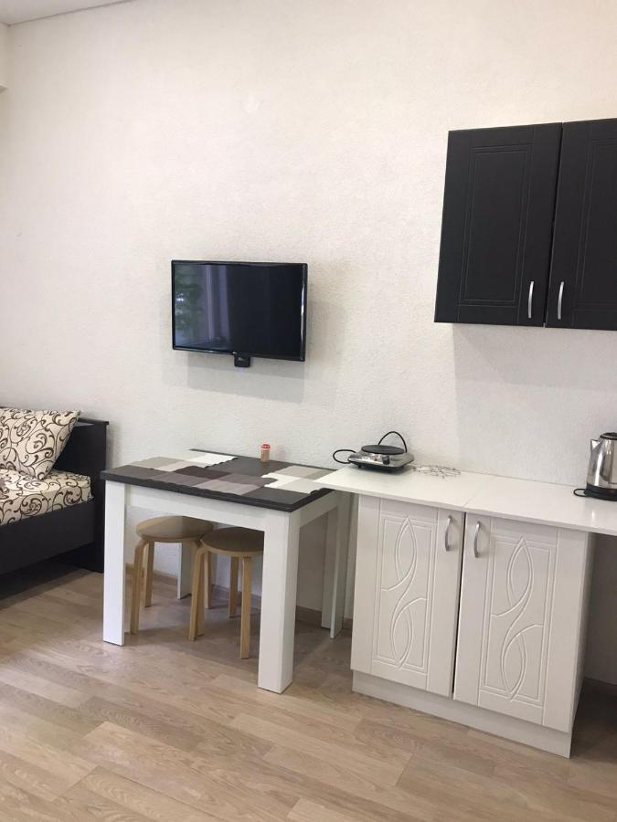 Apartments Na Beregu Сухуми Екстериор снимка