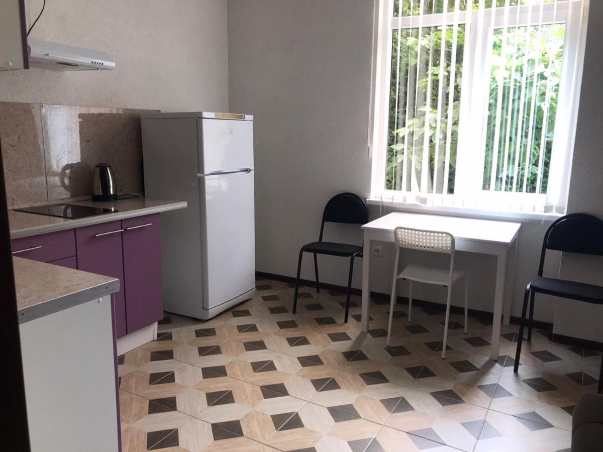 Apartments Na Beregu Сухуми Екстериор снимка