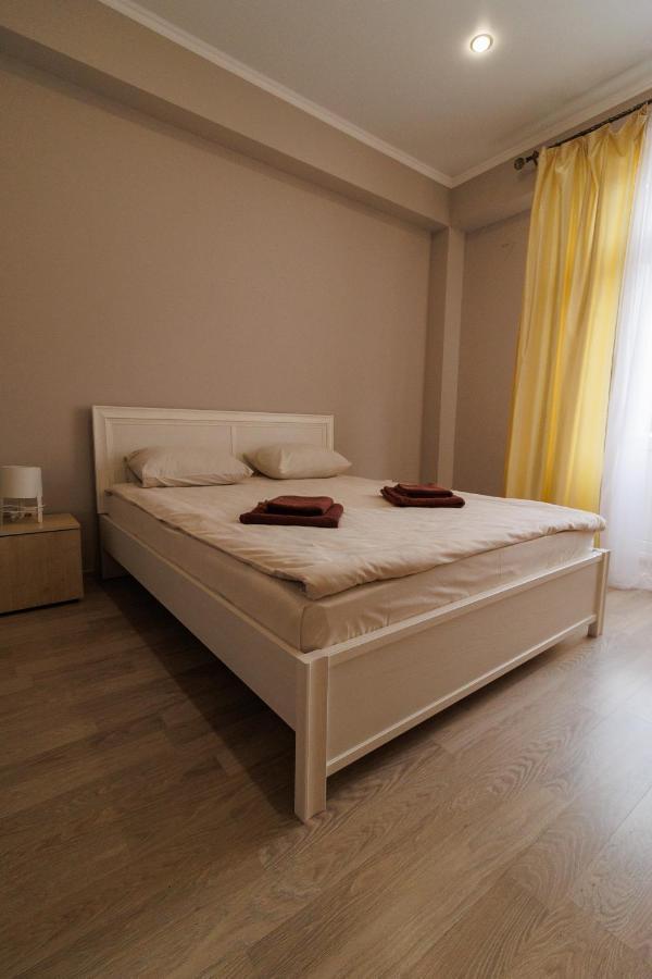 Apartments Na Beregu Сухуми Екстериор снимка
